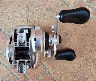 Shimano Metanium MGL Carrete Pesca