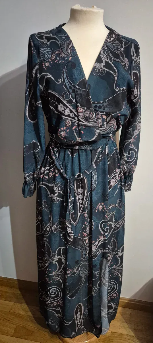 Vestido largo estampado paisley