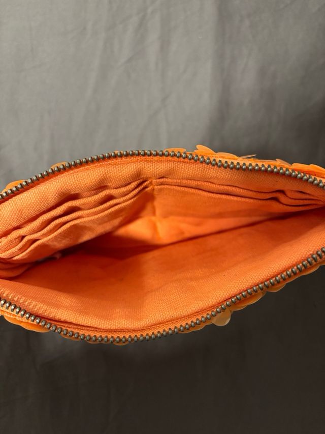 Bolso lentejuelas Zara naranja
