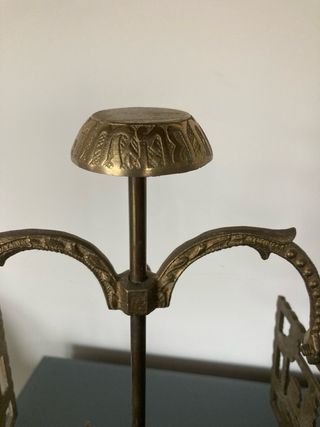 Lámpara de aceite antigua de bronce