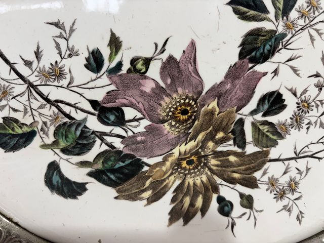 Bandeja Vintage Metal y Porcelana Flores