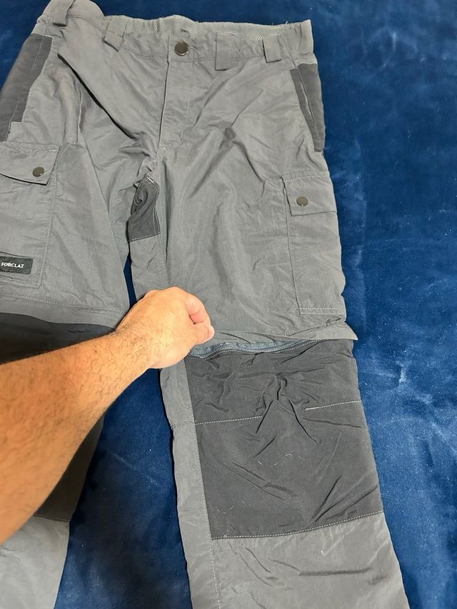 Pantalones Decathlon convertibles gris