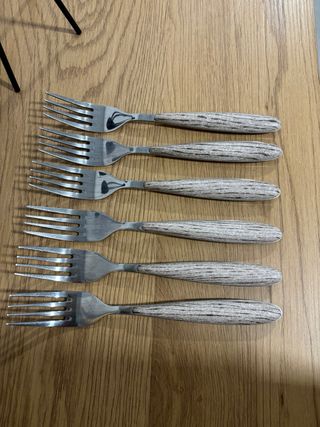 Lote 6 Cuchillos y 6 Tenedores Madera