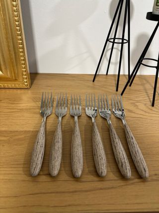 Lote 6 Cuchillos y 6 Tenedores Madera