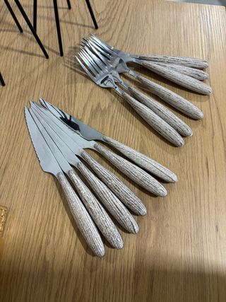 Lote 6 Cuchillos y 6 Tenedores Madera