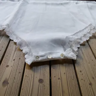 Body victoriano  en organdí blanco y encajes