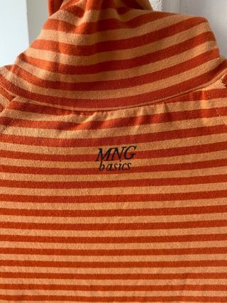 Camiseta vintage Mango cuello alto a rayas