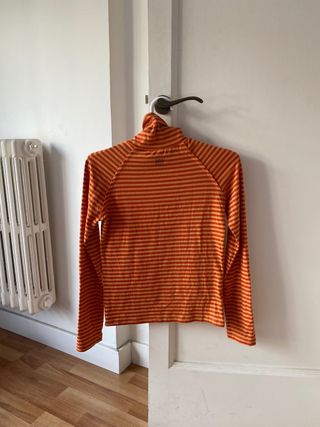 Camiseta vintage Mango cuello alto a rayas