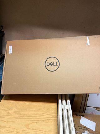 Monitor Dell pro 27 plus -P2725H