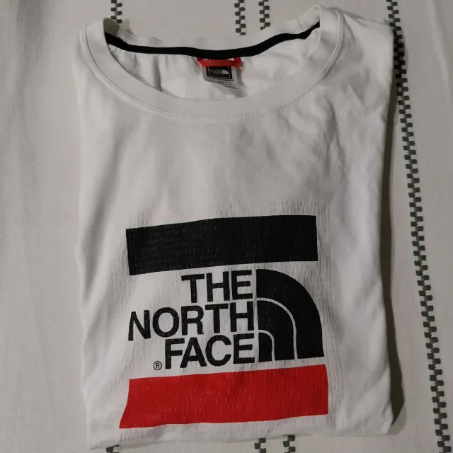 Camiseta The North Face Blanca