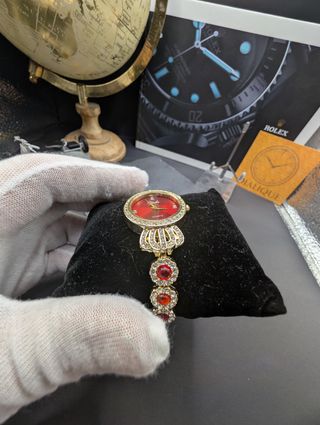 Orologio vintage Wake - Oro con quadrante rosso