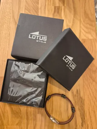 Pulsera Lotus Cuero Marrón y Plata