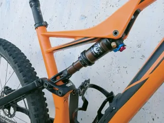 Bicicleta MTB Carbono
SPECIALIZED STUMPJUMPER FSR