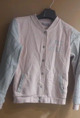 Sudadera  botones rosa y gris