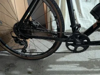 Bicicleta Gravel Kona Rove