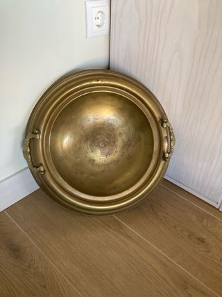 Brasero antiguo latón pulido con asas