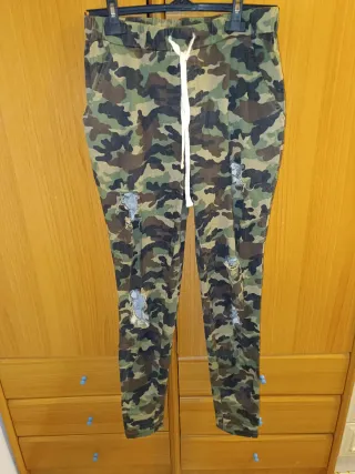 Pantalón camuflaje mujer Talla L