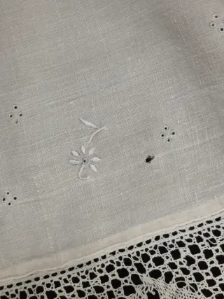 Sábana vintage con encaje