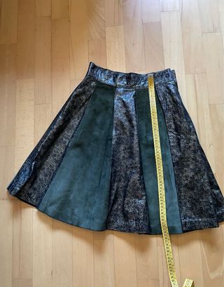 Falda ante y napa