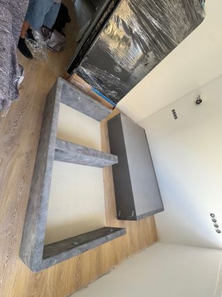 MONTAJE Y DESMONTAJE DE MUEBLES