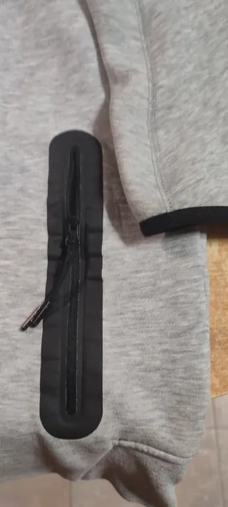 Nike Tech Giacca Felpa con capuccio S 42-44 grigia