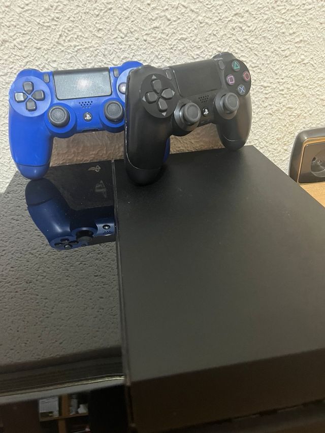 Pack PS4 (PlayStation 4) Negra