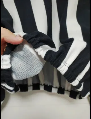 Sudadera Bershka rayas y París