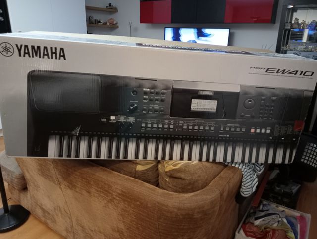 Teclado Yamaha PSR-EW410 Novo