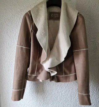 Giacca Guess vintage beige con pelliccia