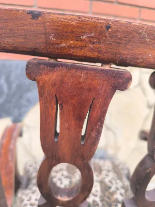 Silla antigua estampada