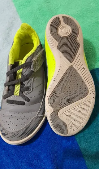 Zapatillas de fútbol para niño