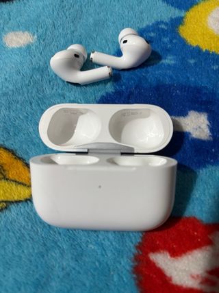 Cuffie Bluetooth stile AirPods