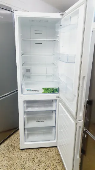 Nevera Hisense No Frost 185x60 clase A++