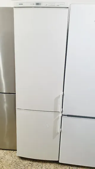 Nevera Siemens Blanca no frost 2m×60 clase A +