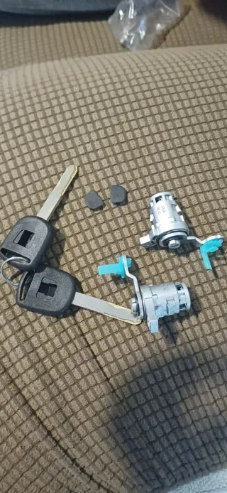 Bombín Cerradura Honda + Llaves