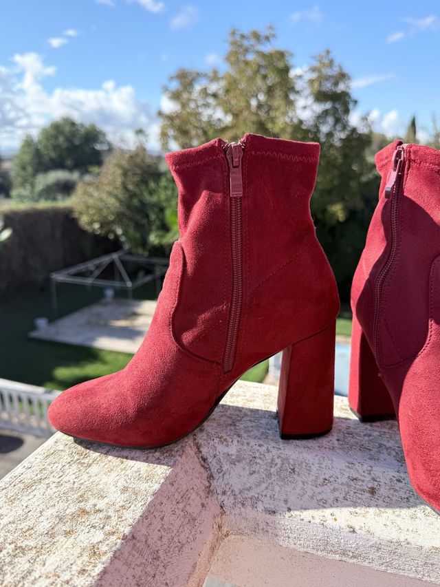 Botines burdeos tacón