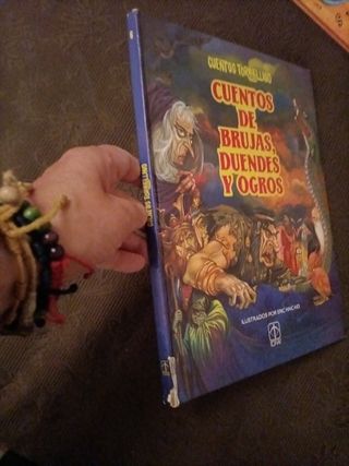 Libro Cuentos de Brujas, Duendes y Ogros