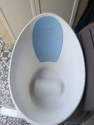 Bañera Shnuggle anticolicos, para bebé,con soporte