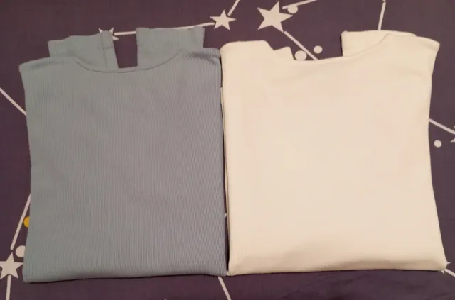 Jersey canutillo celeste cuello pico CLOSED