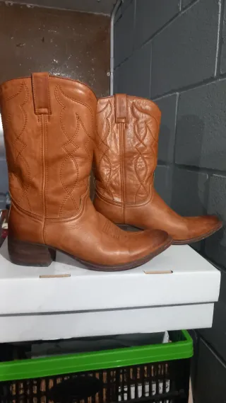 Botas de Piel System Action Marrones