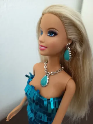 Barbie Vestido Fiesta Azul Lentejuelas