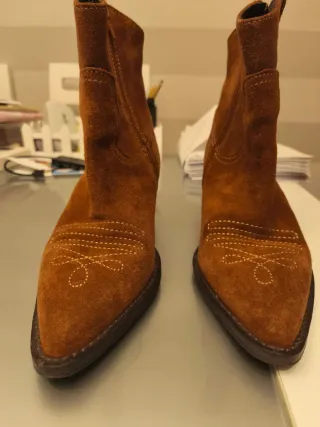 Botines serraje marrón