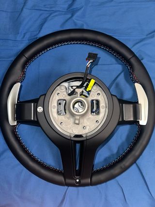 Volante BMW M E90/E91/E92/E93 X1 E84