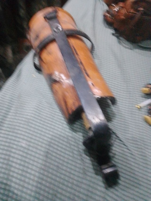 Lámpara de forja antigua