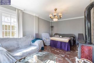 Chalet en venta en Zubia (La)