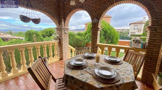 Chalet en venta en Zubia (La)