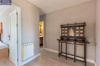 Chalet en venta en Zubia (La)