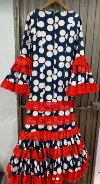 Traje de Flamenca Azul con Lunares Blancos