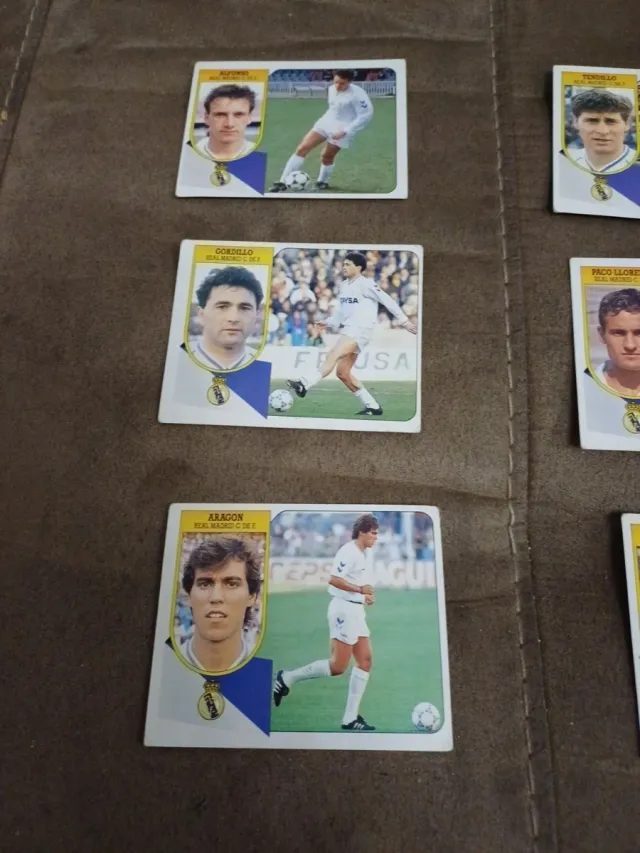 Lote de 8 cromos sin pegar Real Madrid 91 92.