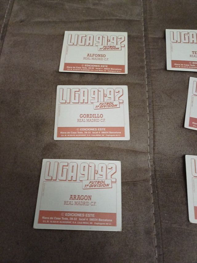 Lote de 8 cromos sin pegar Real Madrid 91 92.